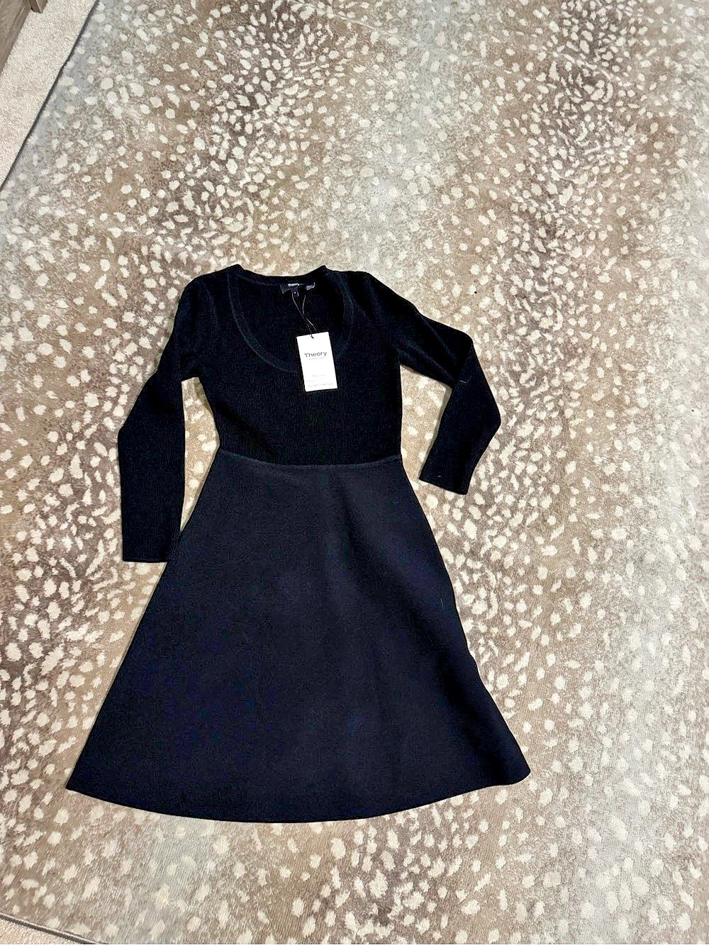 Theory  Long Sleeve Sweater  Dress